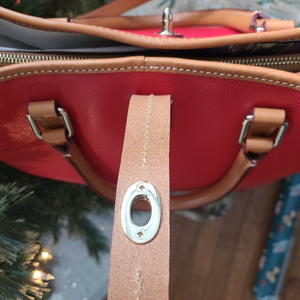 Dooney & Bourke Claremont Dover Tote Bag Red Tan Leather - Picture 11 of 16